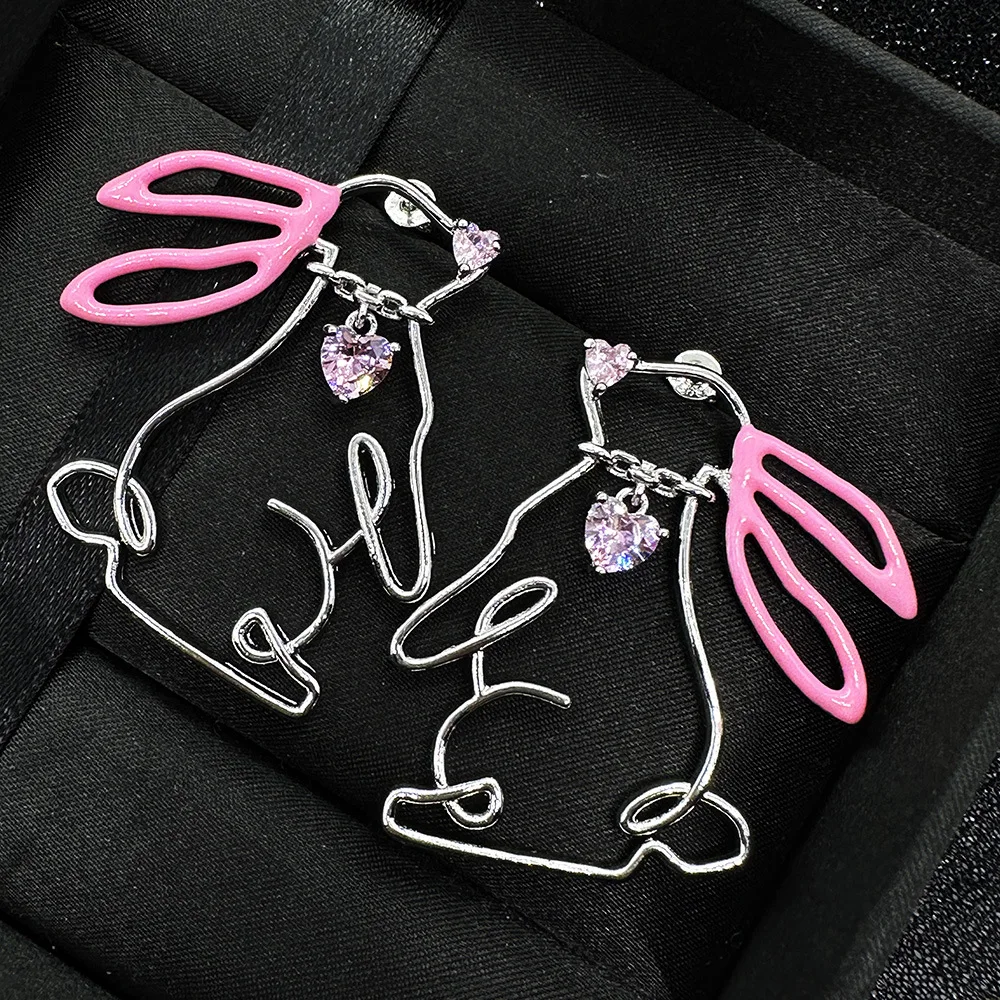 

Foydjew Luxury Women Cute Bunny Rabbit Earrings Hollow Out Heart-shaped Pink Zircon Bow Tie 925 Silver Needle Big Stud Earring