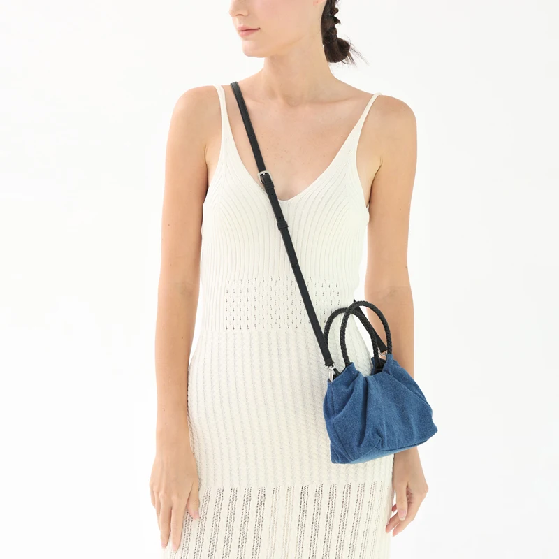 Женская джинсовая сумка из натуральной кожи с ручками