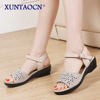 2022 summer mother shoes medium heel wedge sandals women leather soft bottom mixed colors fashion sandals comfortable old shoes