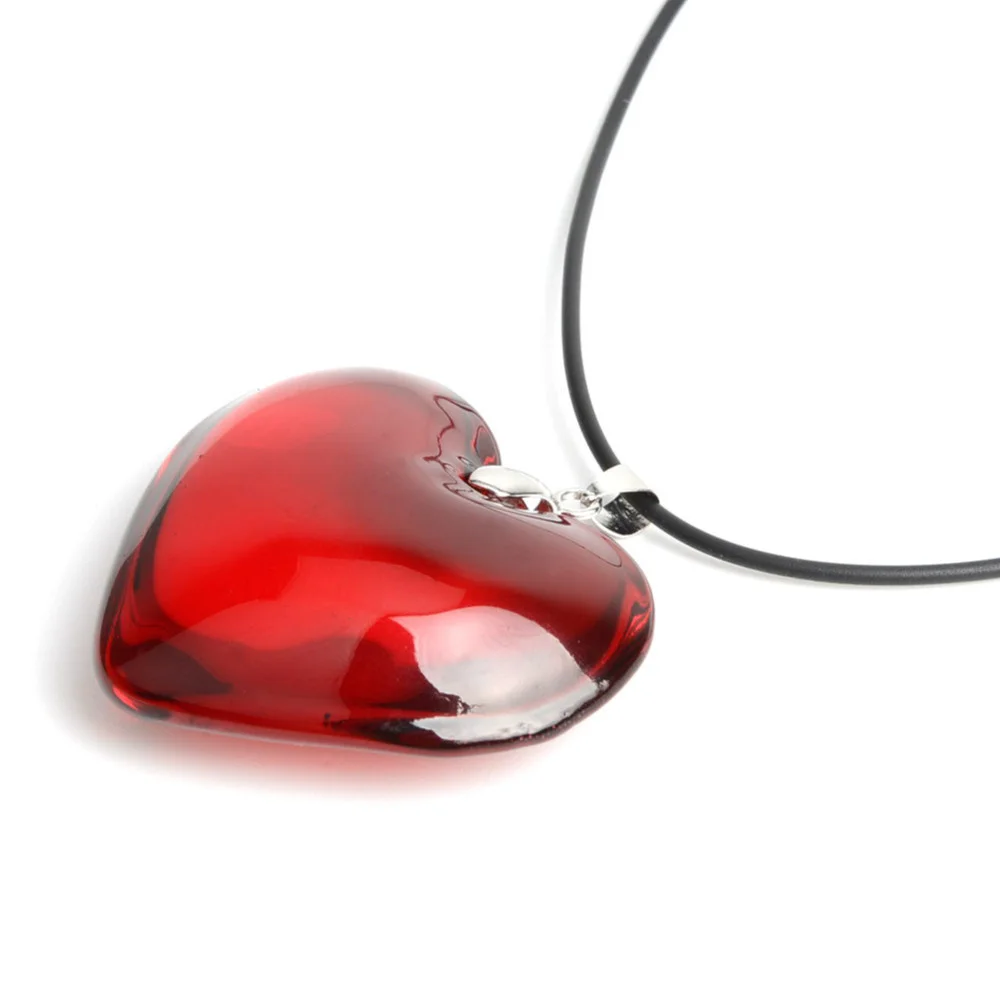 

New-Hot-Selling-Heart-Shaped-Crystal-Pendant-Korean-Style-Fashion-Personality-Versatile-Necklace-Accessories