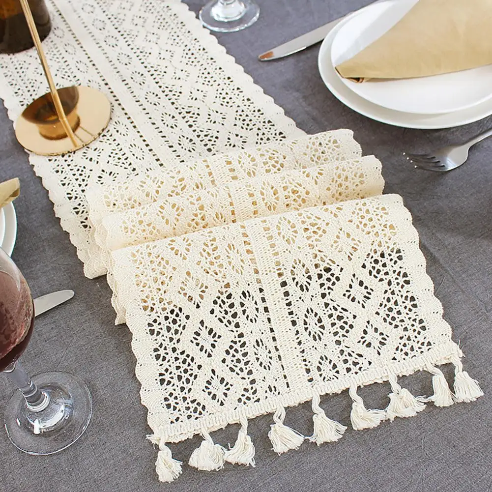 

Beige Crochet Lace Table Runner with Tassel Cotton Hollow Tablecloth Nordic Romance Wedding Party Table Cover Linens Bed Runners