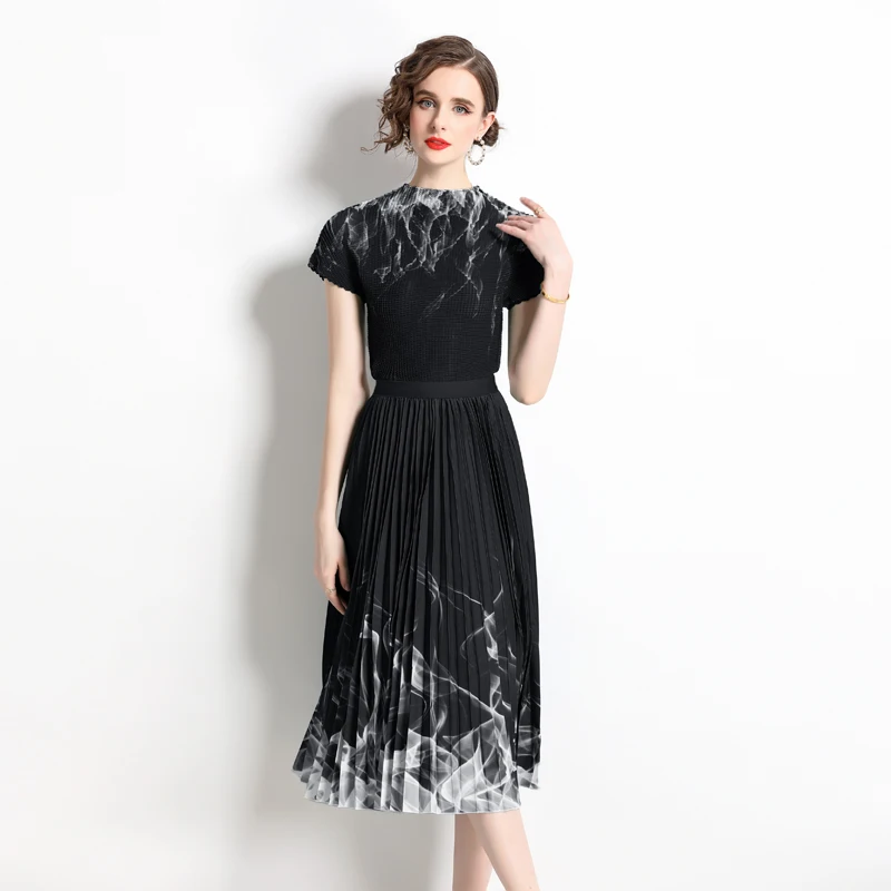 Женский комплект с юбкой и коротким рукавом летний праздничный из 2 предметов