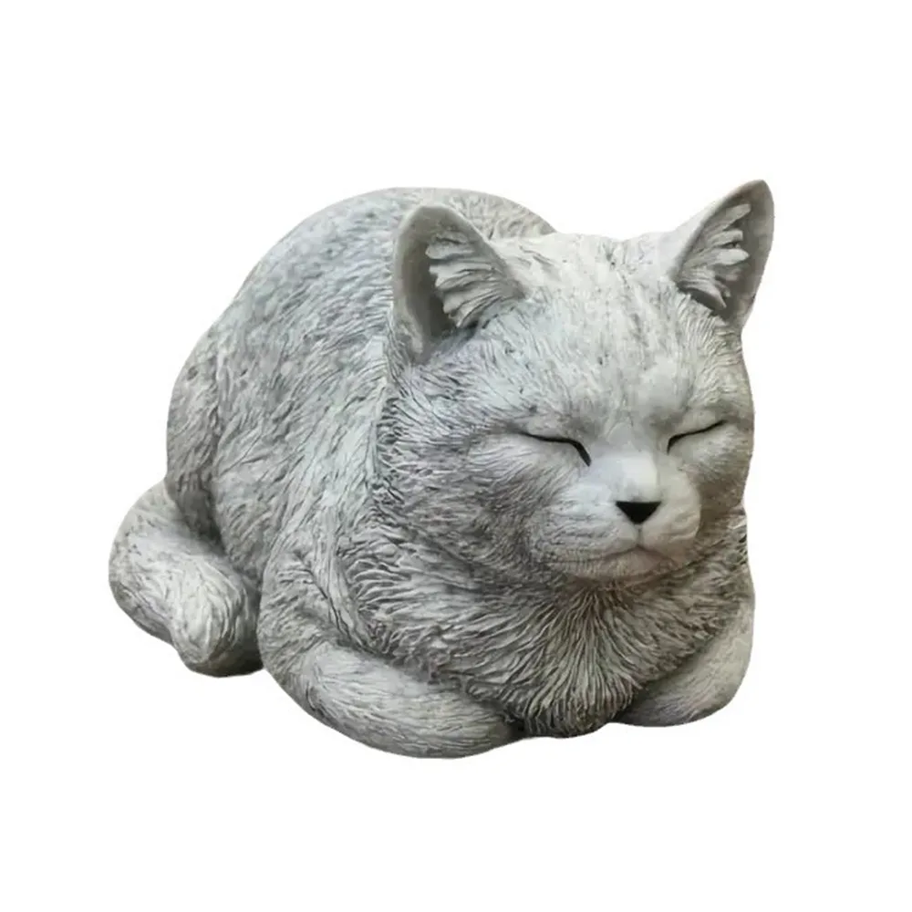 

Статуя кошки из канифоли