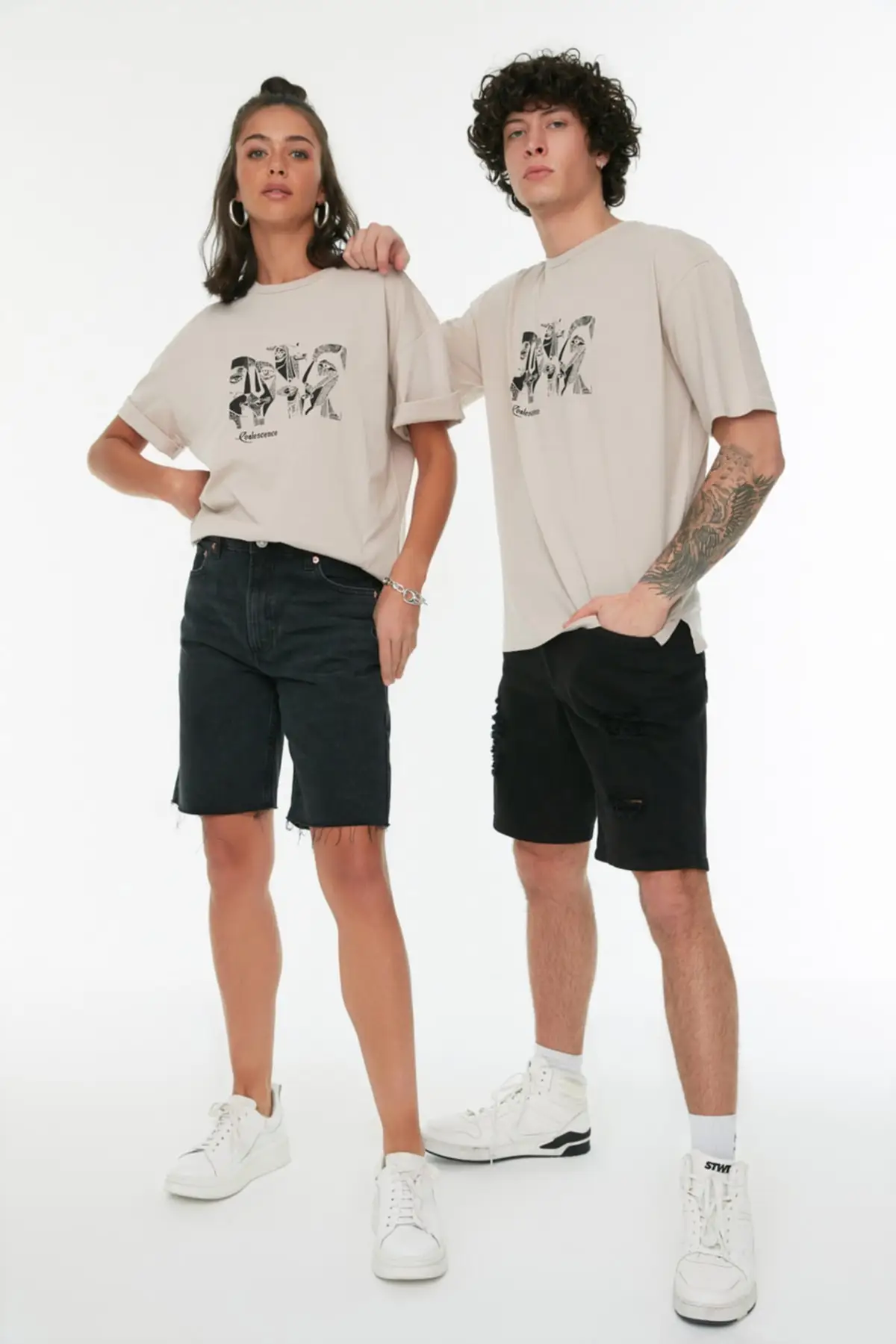 

Unisex Relaxed Fit Bike Collar Short Sleeve Printed T-Shirt TMNSS22TS1386