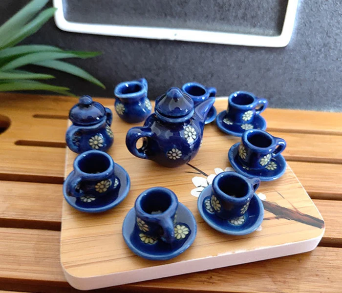 

9Pcs 1:12 Scale Doll House Miniature Porcelain Blue Printing Tea Cup Set Tableware Kitchen Dollhouse Ceramic Teapot DIY Toys