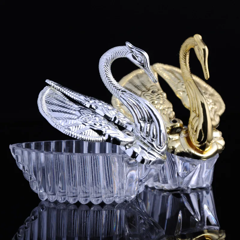 

1pcs Wedding Box European Romantic Swan Wedding Favor Gift Box Candy Boxes Favors Baby Shower Candy Box for Celebration Party