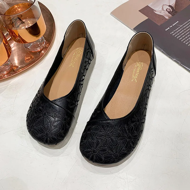 2023 Green Ballet Shoes Women's Slip On Flats Mom Comfortable Loafers Lady Easy Shoes Moccasin Woman V Cut Shallow Low Vamp Shoe