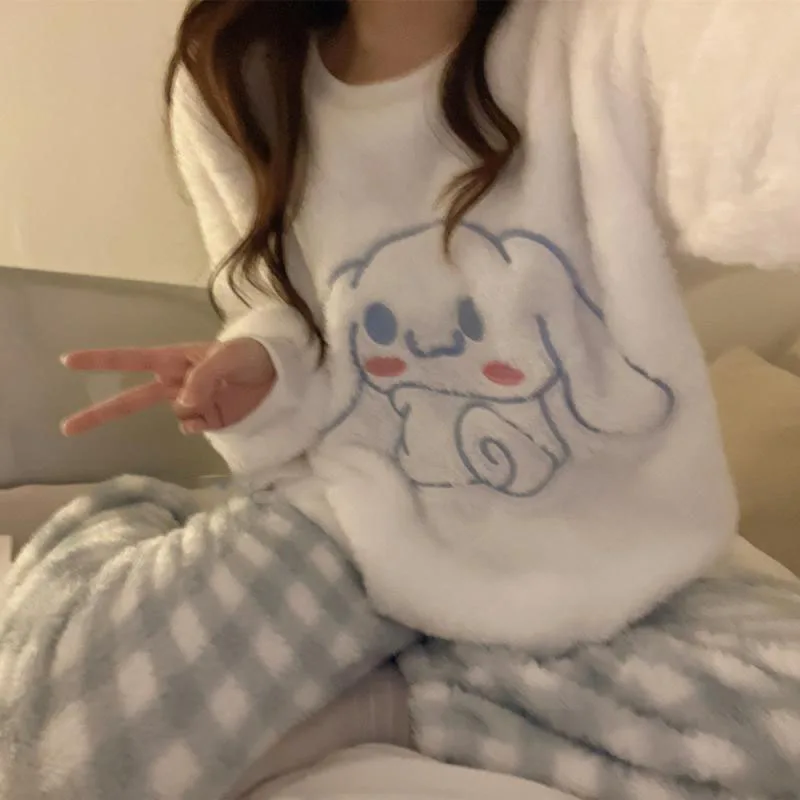 

Sanrioed Cinnamoroll Cartoon Pajamas Ins Girly Heart Kawaii Flannel Winter Simple Warm Home Clothes Pajamas Set Holiday Gifts