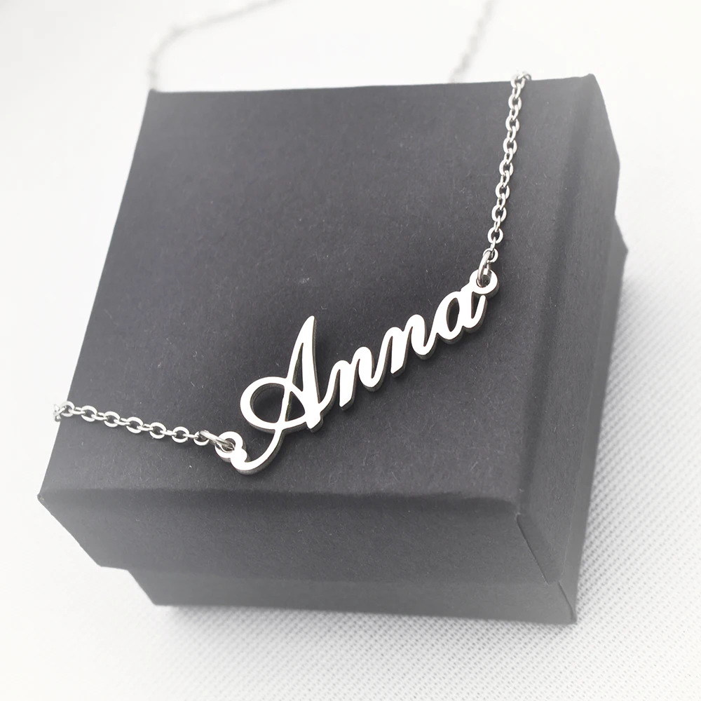 Customized Name Necklace In Different Languages Stainless Steel Nameplate Personalized Fashion Gift for Mother Or Lover Child
