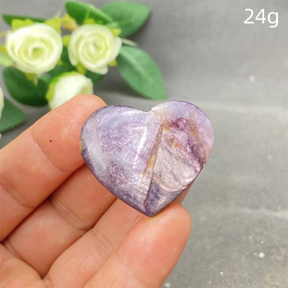 

Фиолетовый лепидолит для медитации