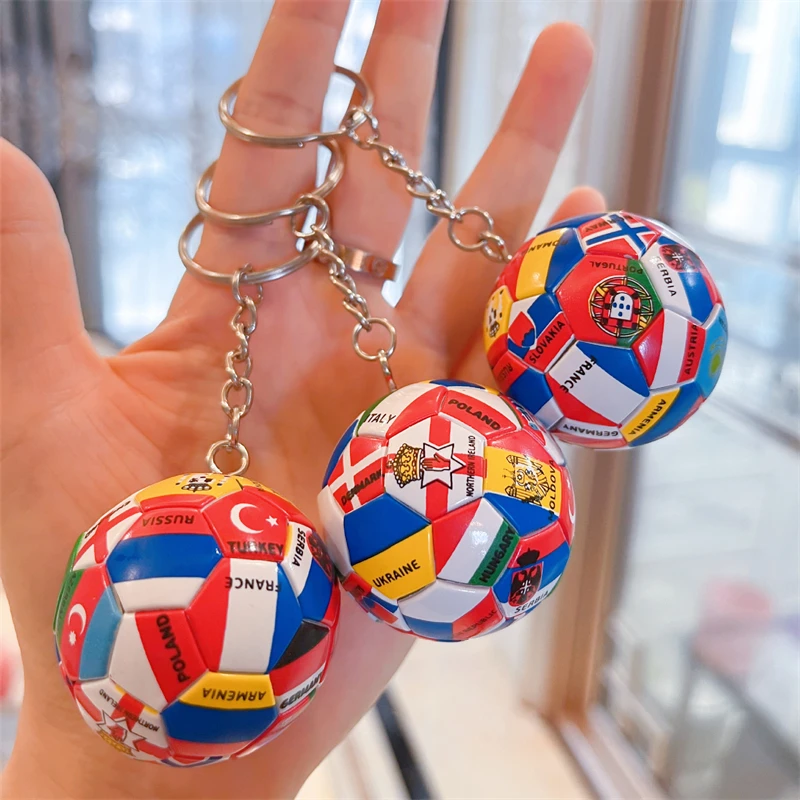 

2022 Simulation Sports Football Keychain Countries Car Bag Ball Flag Key Chain For Men Fashion Gifts car accessories