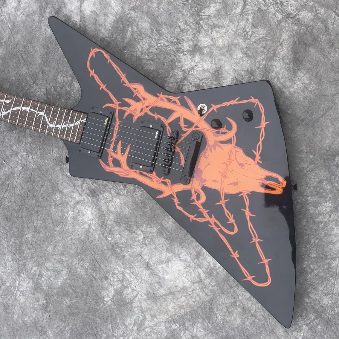 

Custom shop Elk Skull MX250 Black Electric Guitar , China EMG Pickup,Black Hardware