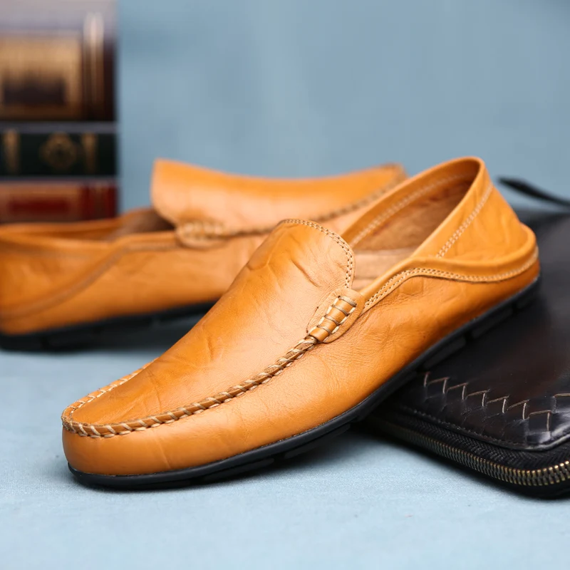 Мужские кожаные лоферы на плоской подошве черные повседневные туфли без