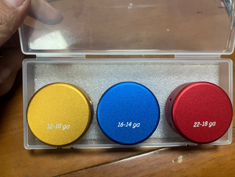 

1/3 пары стыковых разъемов с двойной полостью 16–14 AWG, форма 2x2x0,75 в прецизионном инженерном кабеле с фиксированным соединением, универсальный, простой в использовании