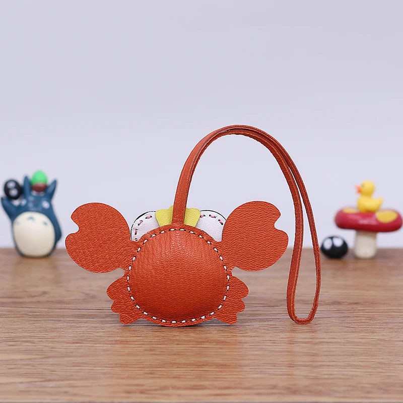 Dimy 2023 New Bunny Pendant Handmade Leather Bag Pendant Car Rearview Mirror Lamb Feather Pendant