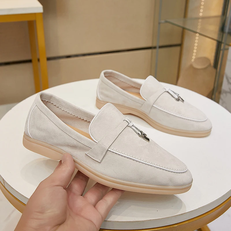 Designer Luxury Moccasin Causal Shoes Suede Women Flat Shoes Genuine Leather Soft Metal Tassel Woman Loafers