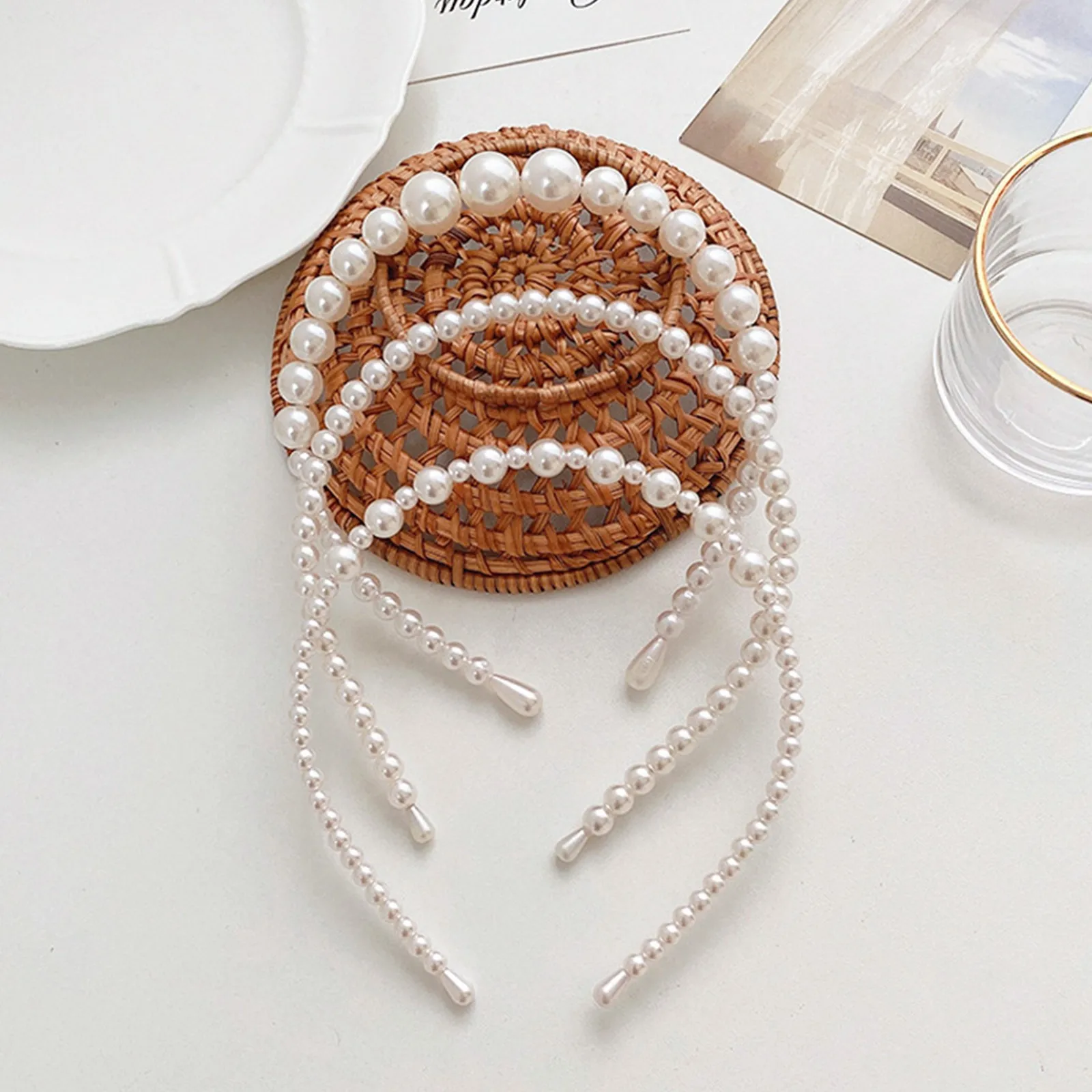 

Повязка для волос с жемчугом, суперсказочный темперамент, ободок для волос в французском ретро-стиле для девушек, простые головные уборы с л...