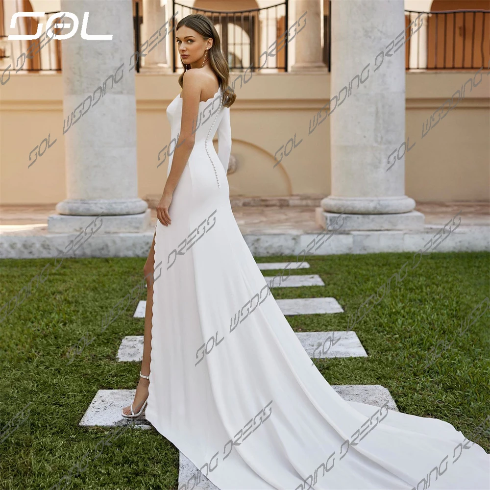 Рисунок 2 - Женское атласное свадебное платье SOL