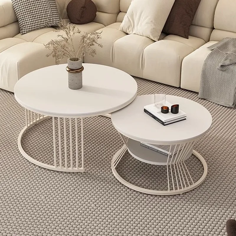 Журнальный столик с круглым полом минималистичный белый современный элегантный