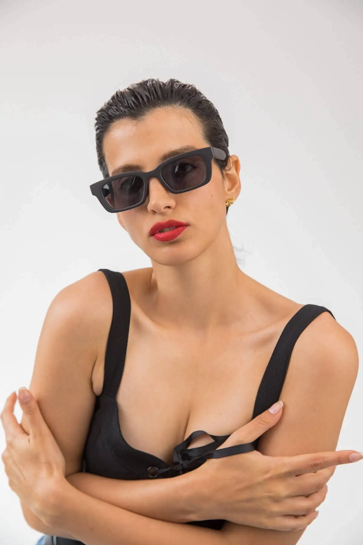 Солнцезащитные очки в винтажном стиле UV400 женские прямоугольной формы матовые