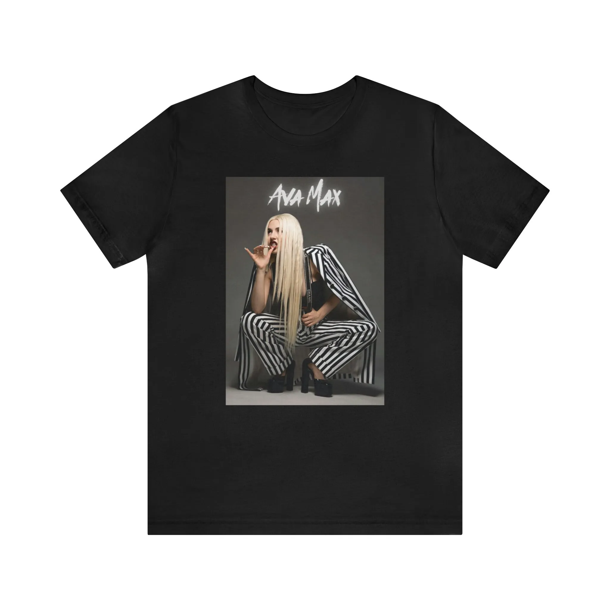 Фото Футболка в винтажном стиле Ava Max, минималистичное украшение для фотосессии, в стиле ретро, для фанатов музыки №1