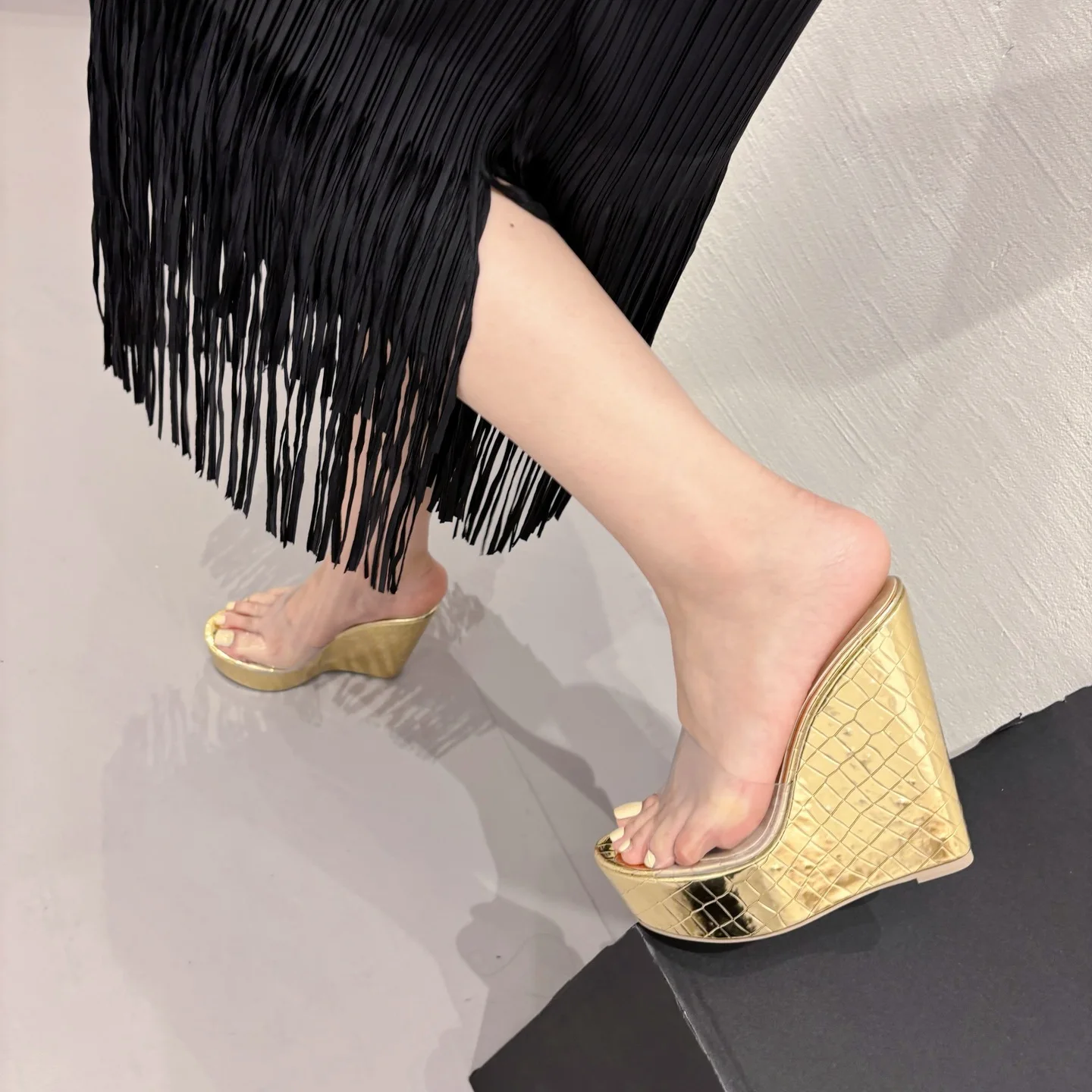 Женские сандалии на толстой подошве Alionly туфли высоком каблуке с губчатой