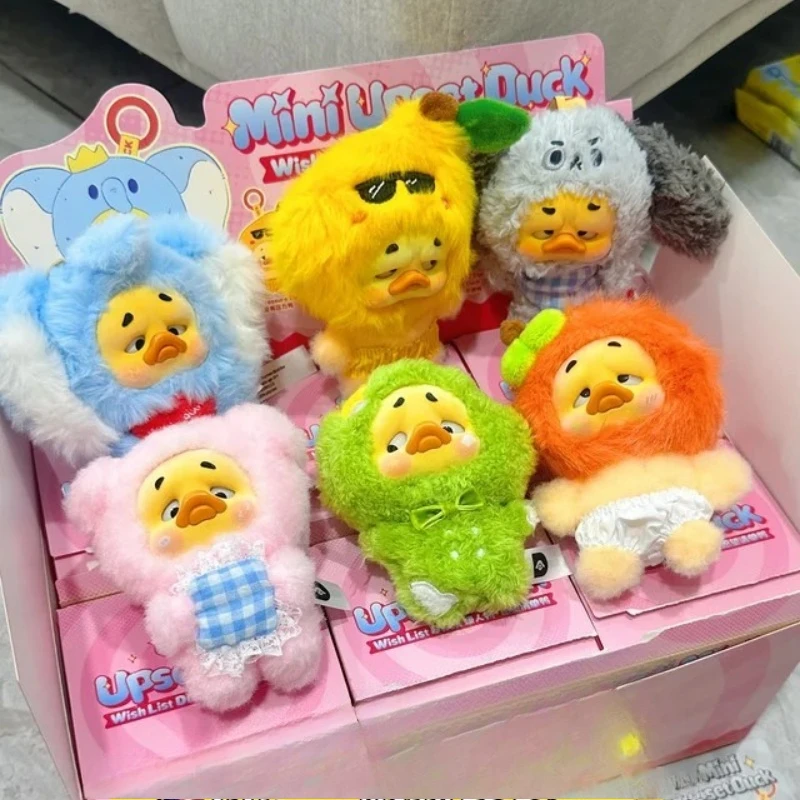 Фото Мини-утка-сюрприз из серии Duck Wish List: коллекционная плюшевая фигурка в закрытой коробке, игрушка-сюрприз, кукла-подвеска, подарок №5