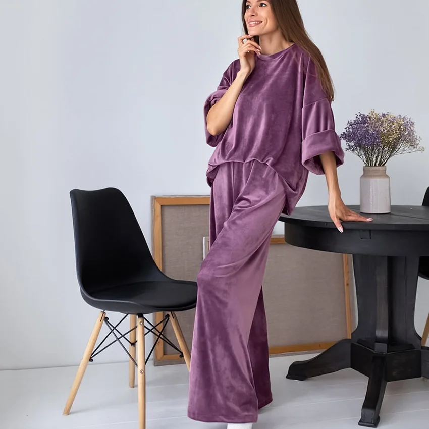 Women 2 Piece Long Sleeve Velvet Sleepwear Pajamas Set Home Clothing Coral Velvet Pajamas Suit European Style Velvet Pajamas