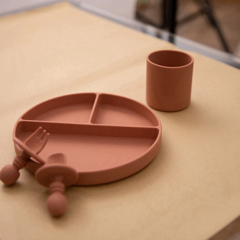 Набор детских силиконовых столовых приборов многоцветная безопасная миска