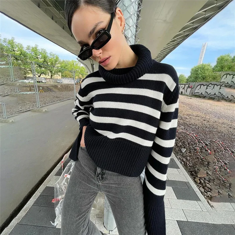 

Autumn Fashion 2021 High-neck Trumpet Sleeve Striped Sweater European and American New High-neck Pullover Loose Blouse Women