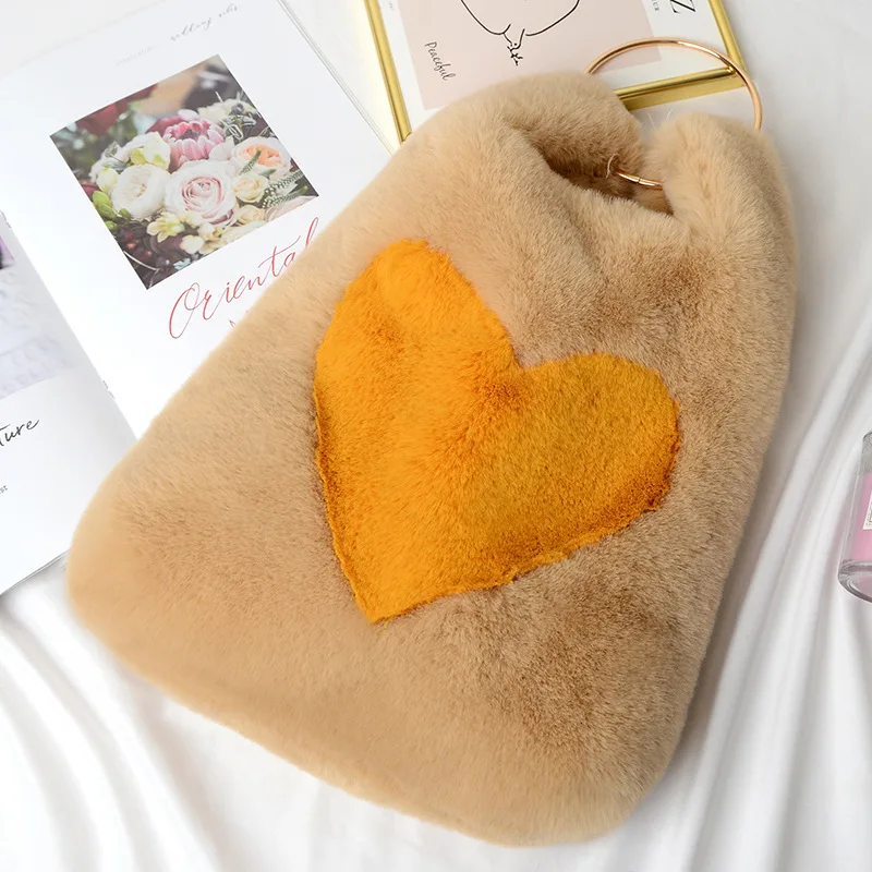 

Вместительная модная повседневная сумка-мессенджер в форме сердца