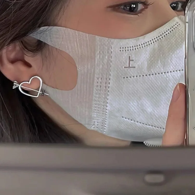 

Unique Special Design Korean Fashion Pink Crystal Beads One Arrow Piercing Heart Earrings For Women New Charms Ear Jewelry