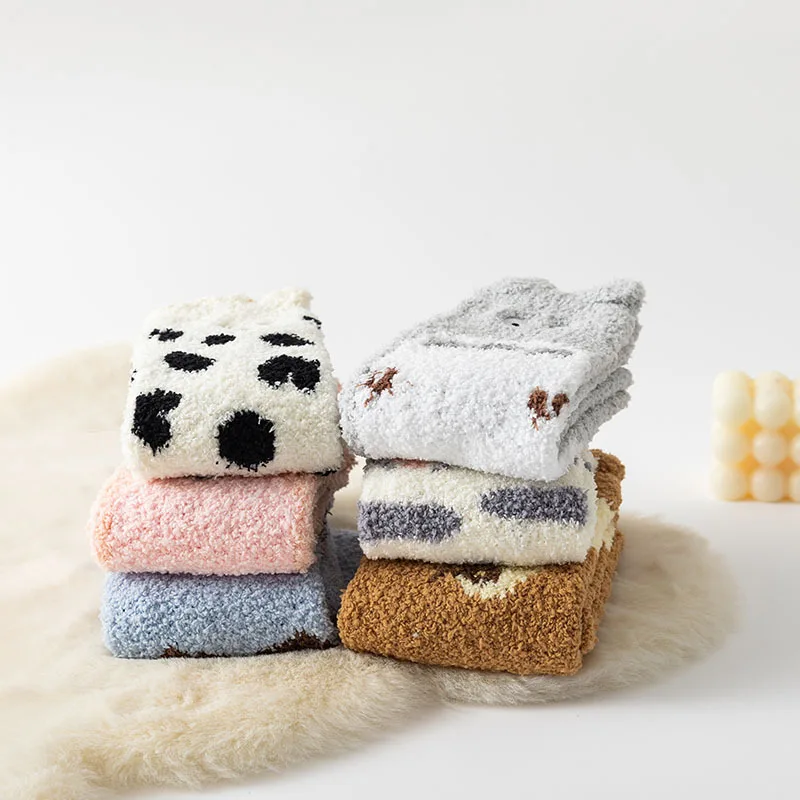 Alphabet-wool socks women's mid-tube socks thickened to keep you warm Cute socks