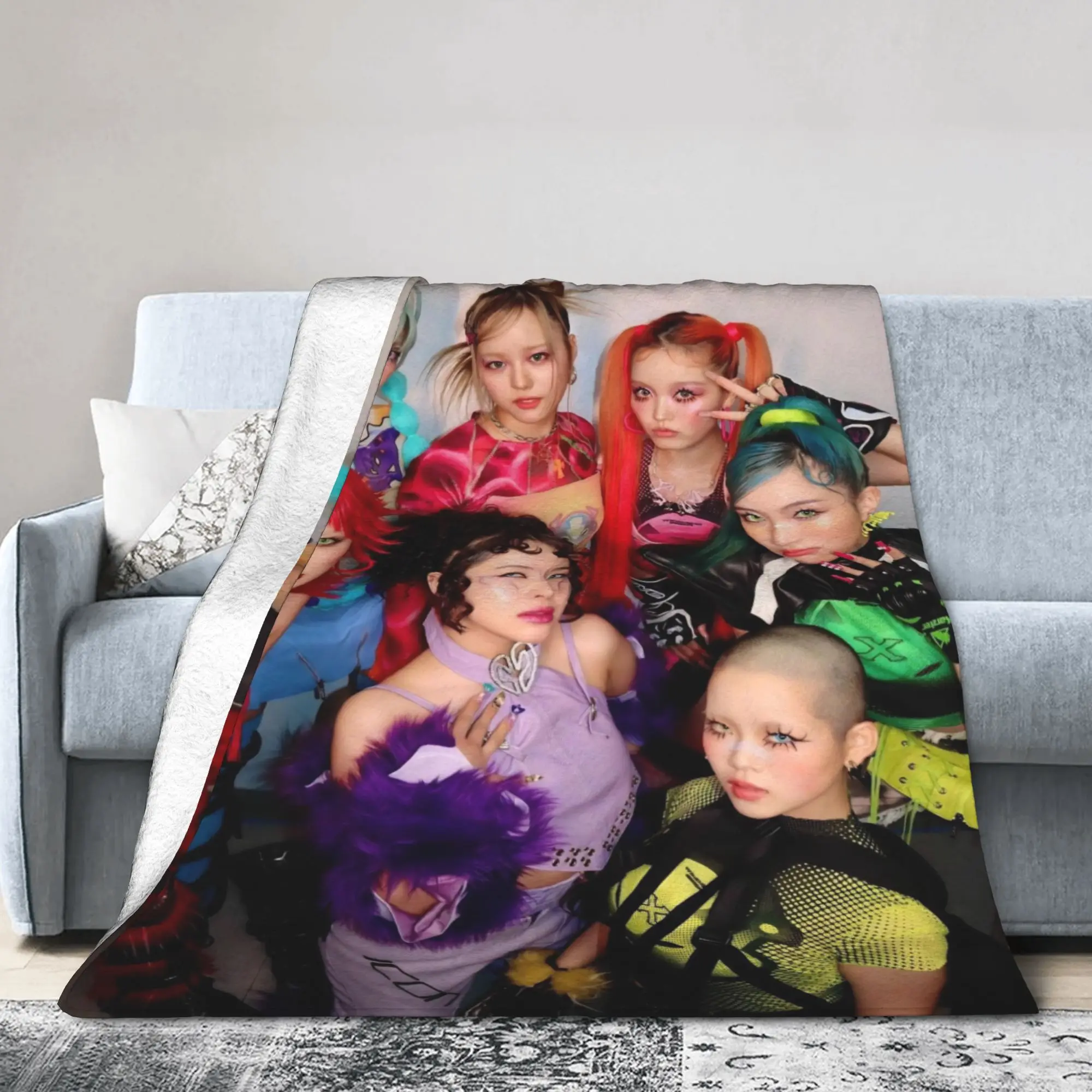 Фото Забавные пледы Xtraordinary Girls из мягкого флиса, уютные покрывала, пригодные для машинной стирки. №1