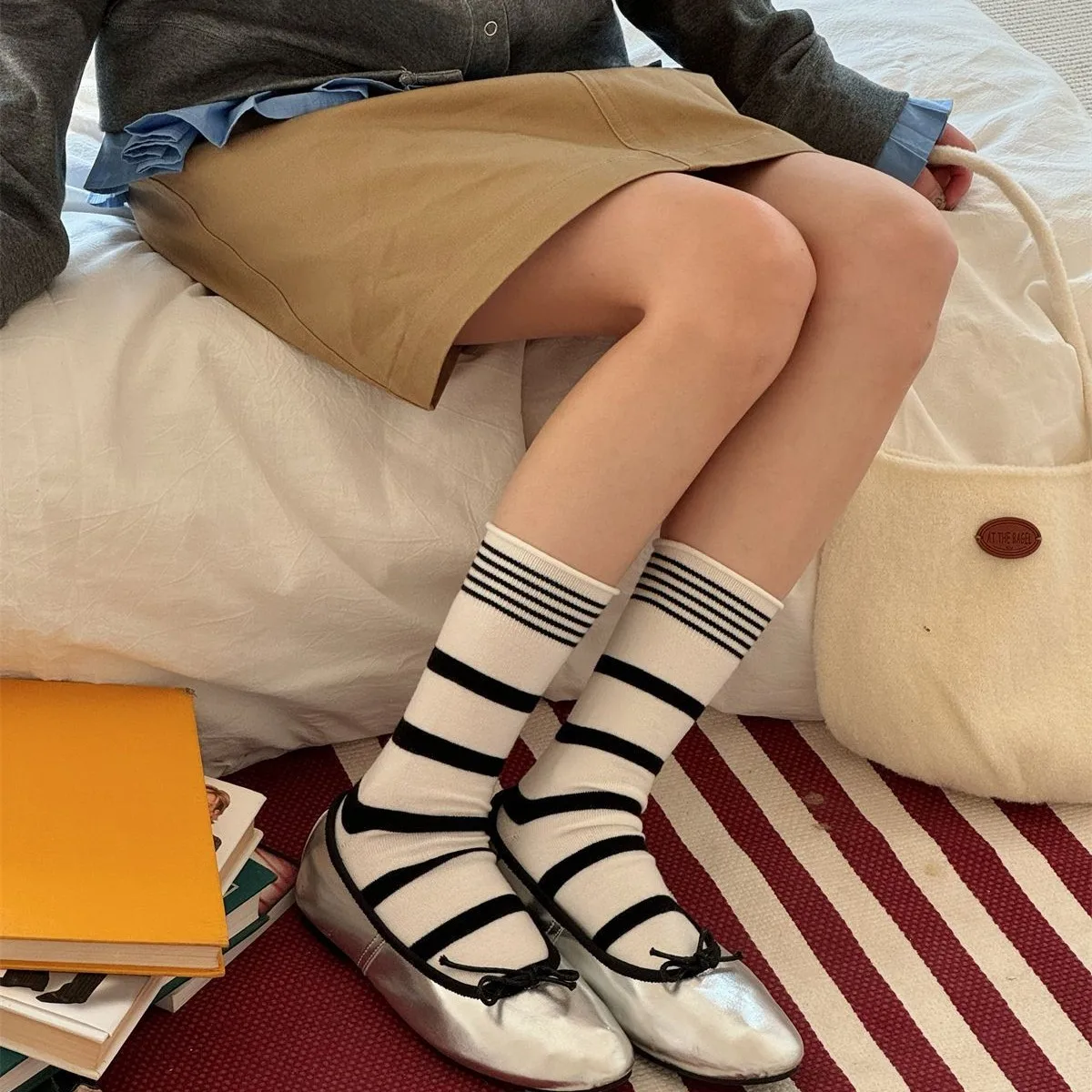 SP &amp CITY корейские зимние полосатые шерстяные шелковые женские носки сохраняющие