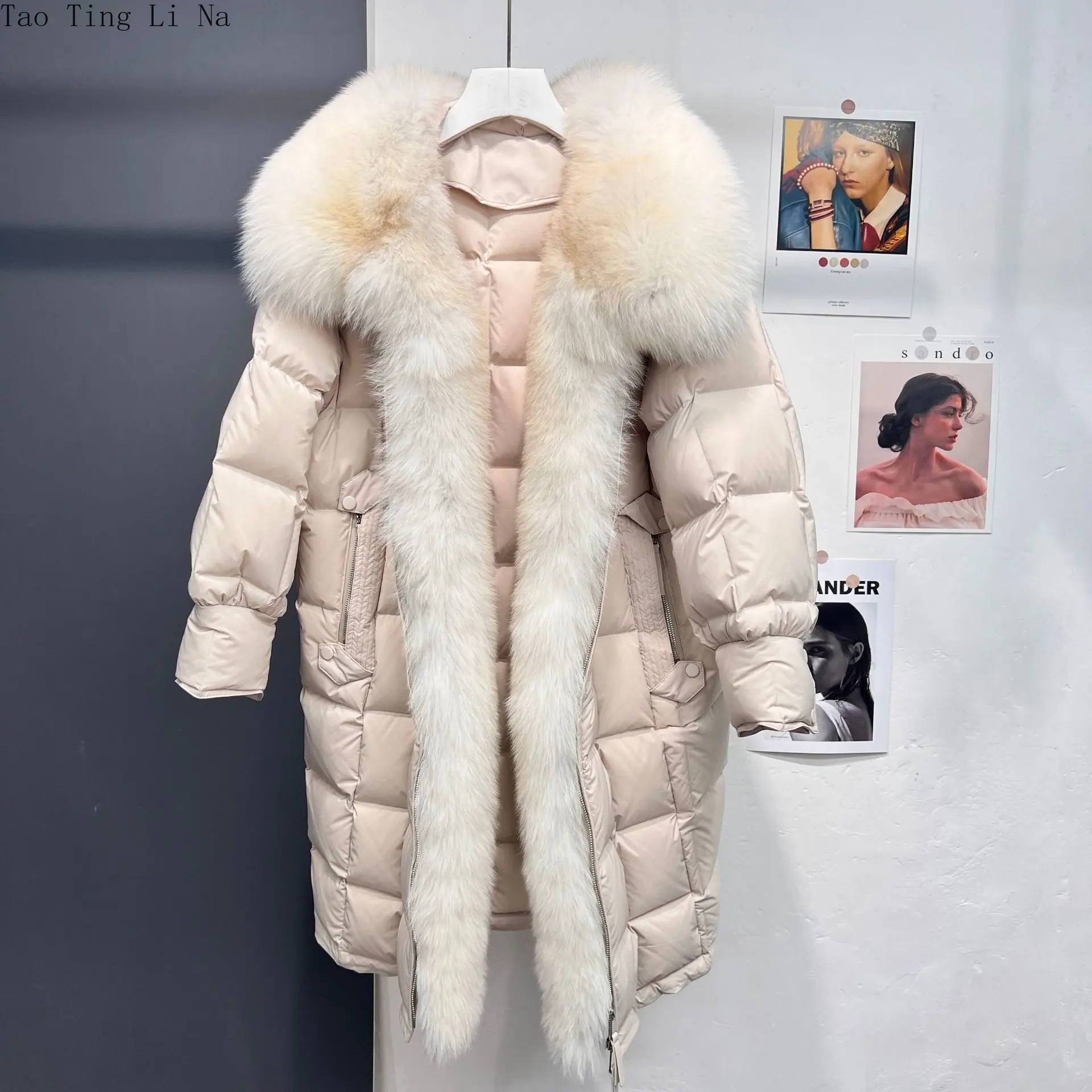 

2023 Women Autumn and Winter Genuine Fox Fur Collar Down Lining Coat H14