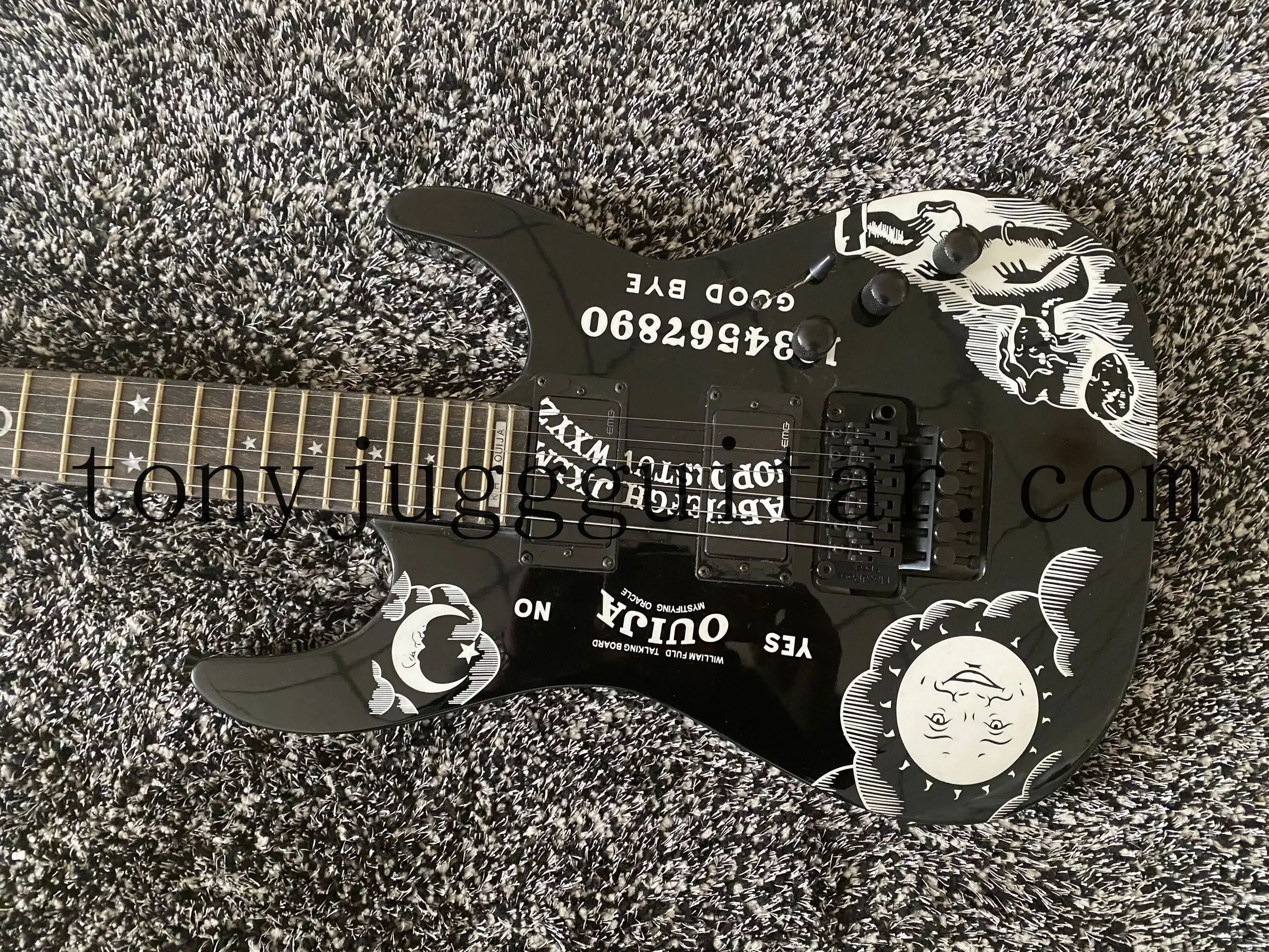

Ручная роспись KH-2 2009 Ouija Black Kirk Hammett Подпись электрическая гитара оригинальная Floyd Rose Tremolo, реальные активные EMG Пикапы