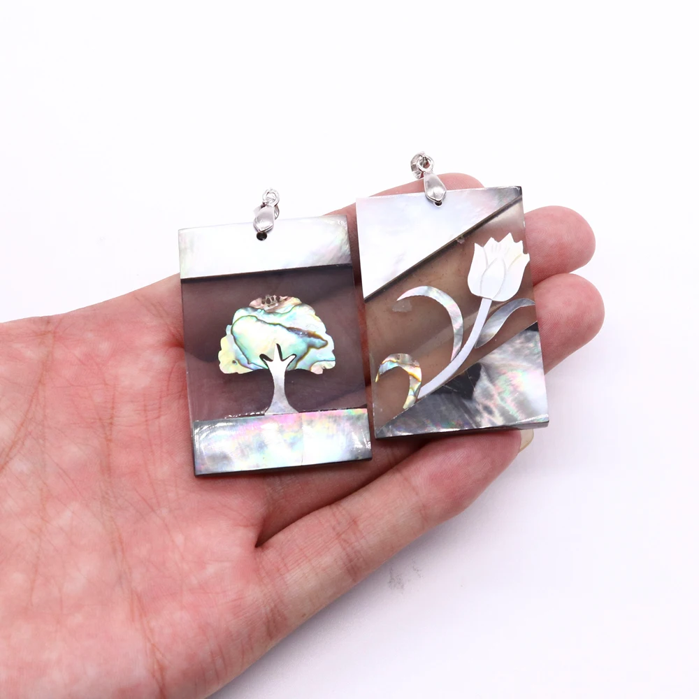 

Natural Shell Rectangle Pendant Resin+Black Shell Carved Magnolia Flower Exquisite Ladies Necklace DIY Jewelry Accessories