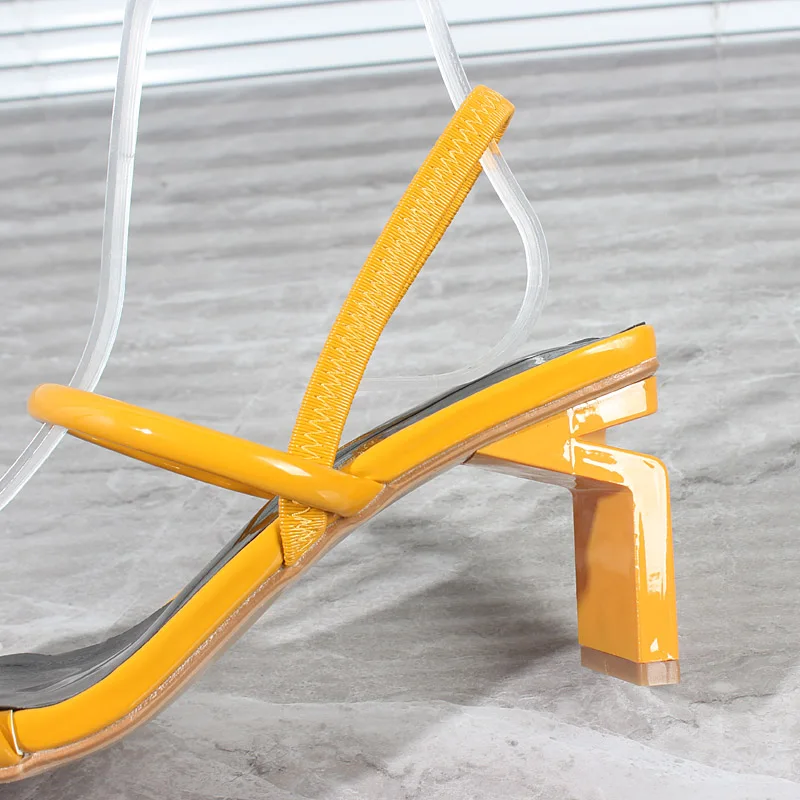 Women's Shoes 2023 Summer New Black Patent Leather Thin Strap Open Toe Strap High Heels Hollow Fashion Casual Women's Sandals