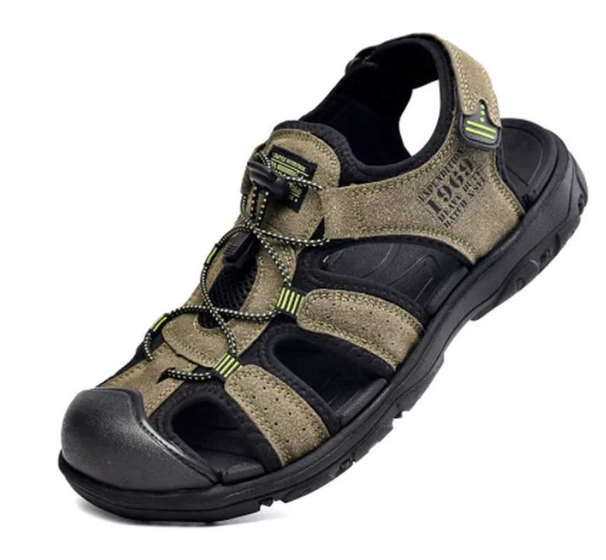 

Men Sandals Comfortable Leather Summer Sneakers Man 2022 New Fashion Male Beach Outdoor Light Water Shoes Sandals Men Sneakers