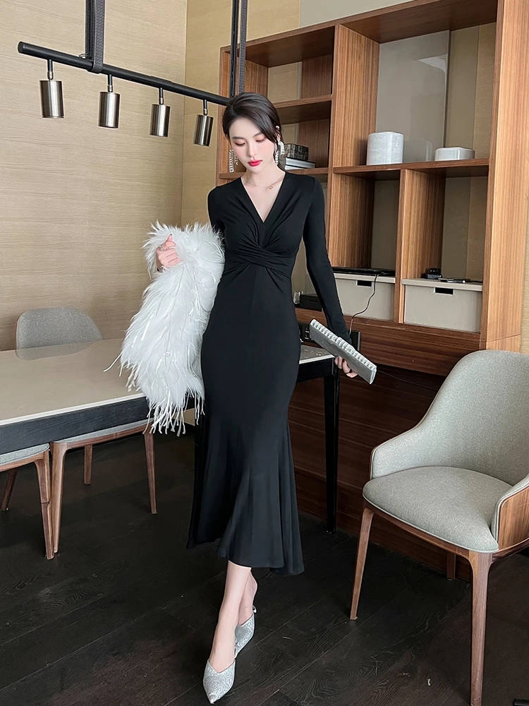 Deep V-neck Waist Hugging Dress New Inner wear Knitted Black Slim fit Sheath Frill Fishtail over the Knee Long dress