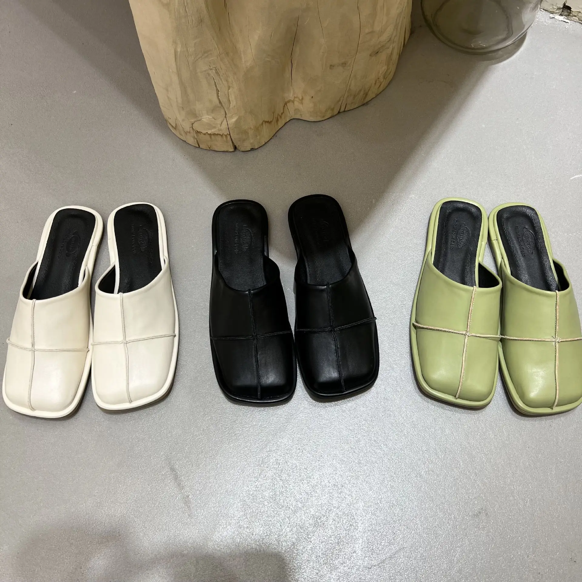 

Туфли женские на плоской подошве, мягкие блестящие лоферы, квадратный носок, удобные базовые, из искусственной кожи, в римском стиле, повсед...