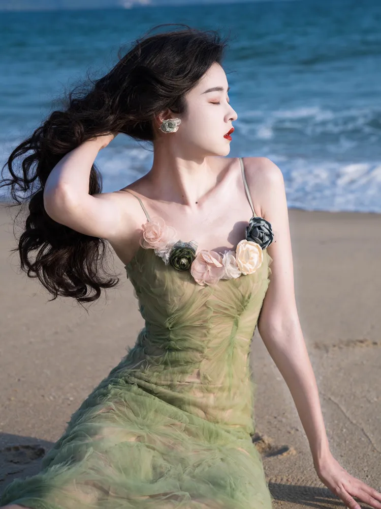 Green Seaside Holiday Suspender Dress French Style Temperament Dress