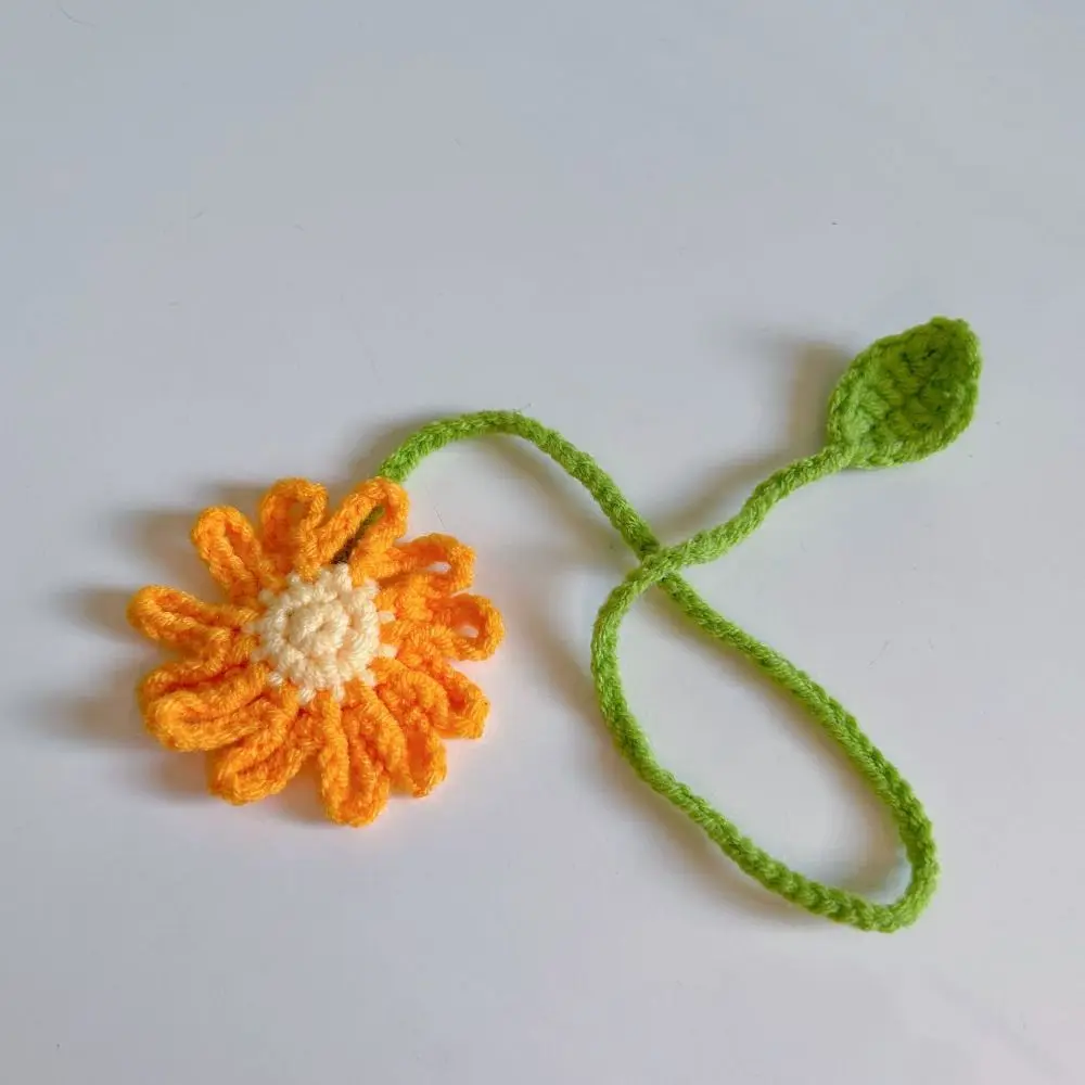 

Вязаная закладка цветок маргаритки