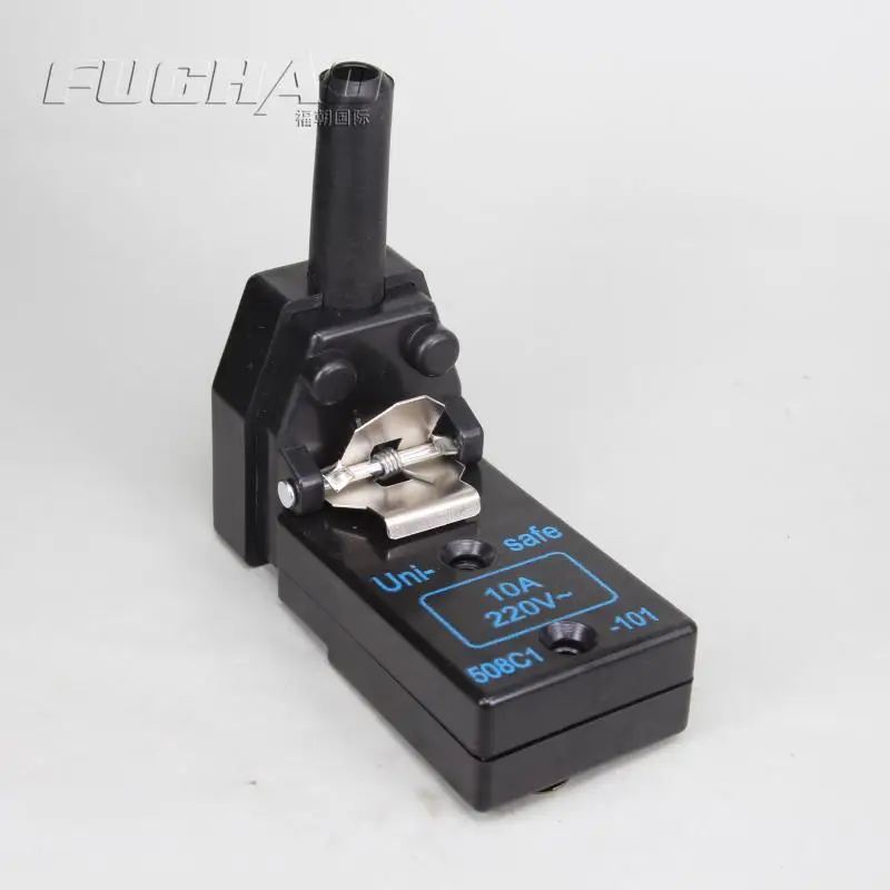 

Клеммная колодка и соединительная вилка для швейных станков Fu Chao