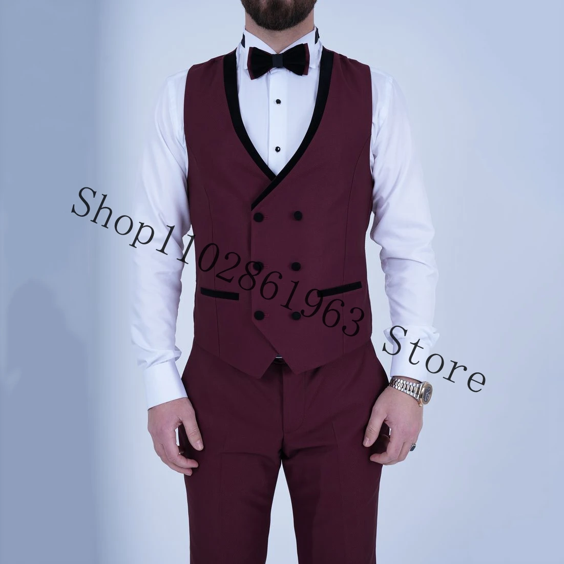 Рисунок 3 - Костюм мужской бордовый из трех предметов
