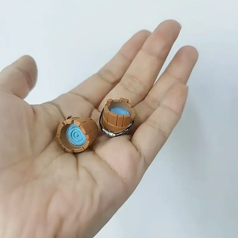 

Миниатюрные ведра из смолы для декора