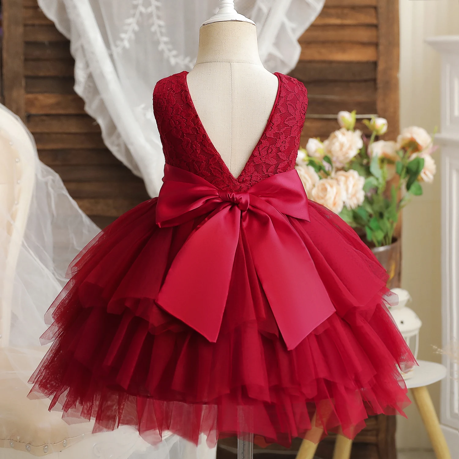 

Vintage Girls New Bow Embroidery Flower Dress Little Girl Birthday Party Fluffy Layered Costume Kids Christmas Tulle Tutu Gown