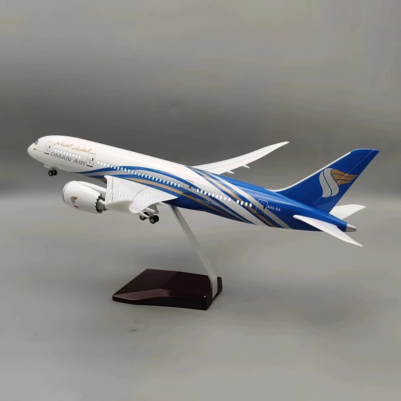 Масштаб 1/130 43 см модель самолета из реактивной смолы Dream Oman B787 (с подсветкой и