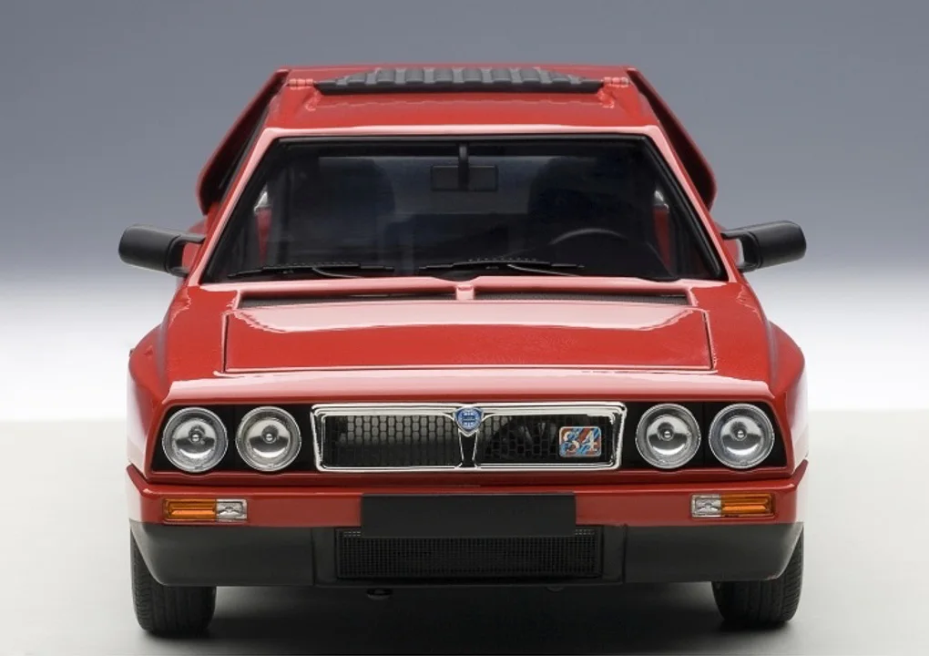 LANCIA DELTA S4 STRADALE 1985 RED METALLIC |